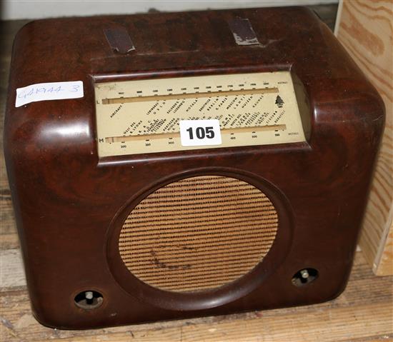 Bakelite radio